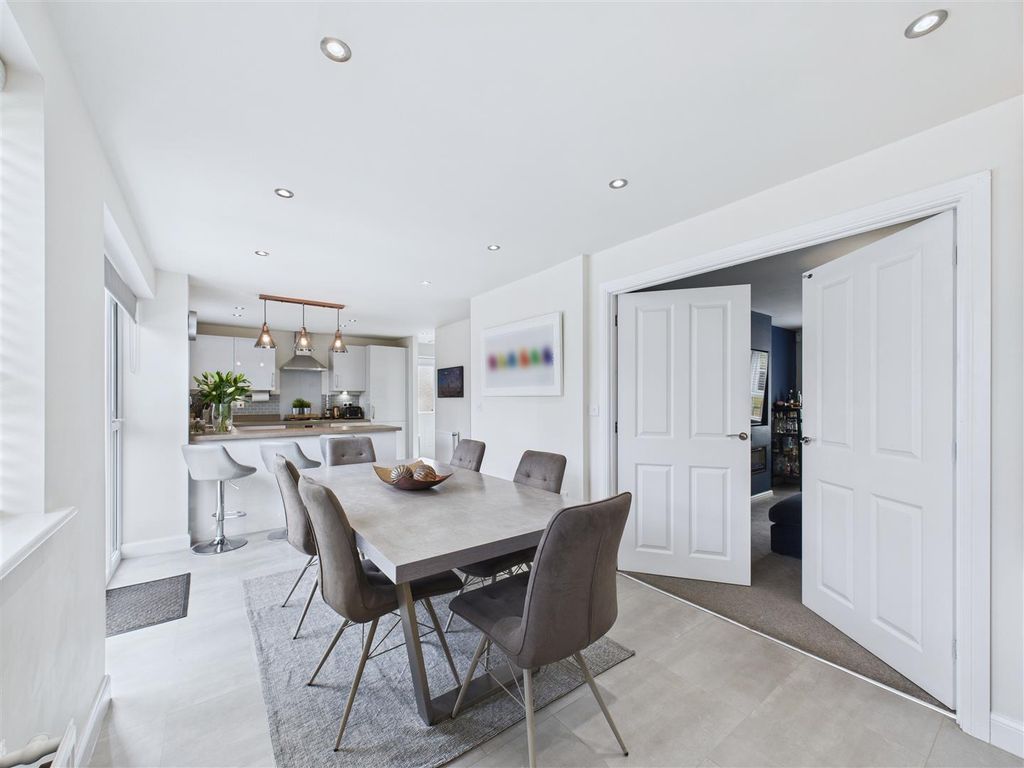 Property photo 3 of 25 Open Plan Kitchen
