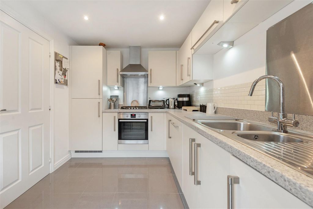 Property photo 3 of 21 Sketch_Ph2_6481882.Jpg