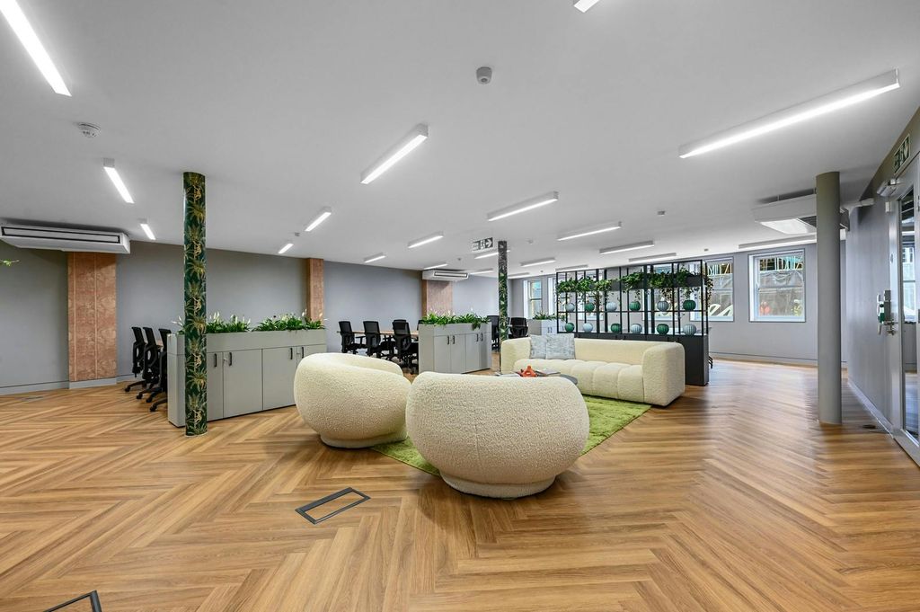 Property photo 1 of 15 2nd Floor