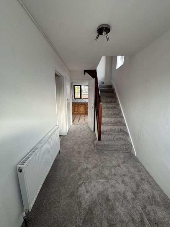 Property photo 2 of 10 Photo 2