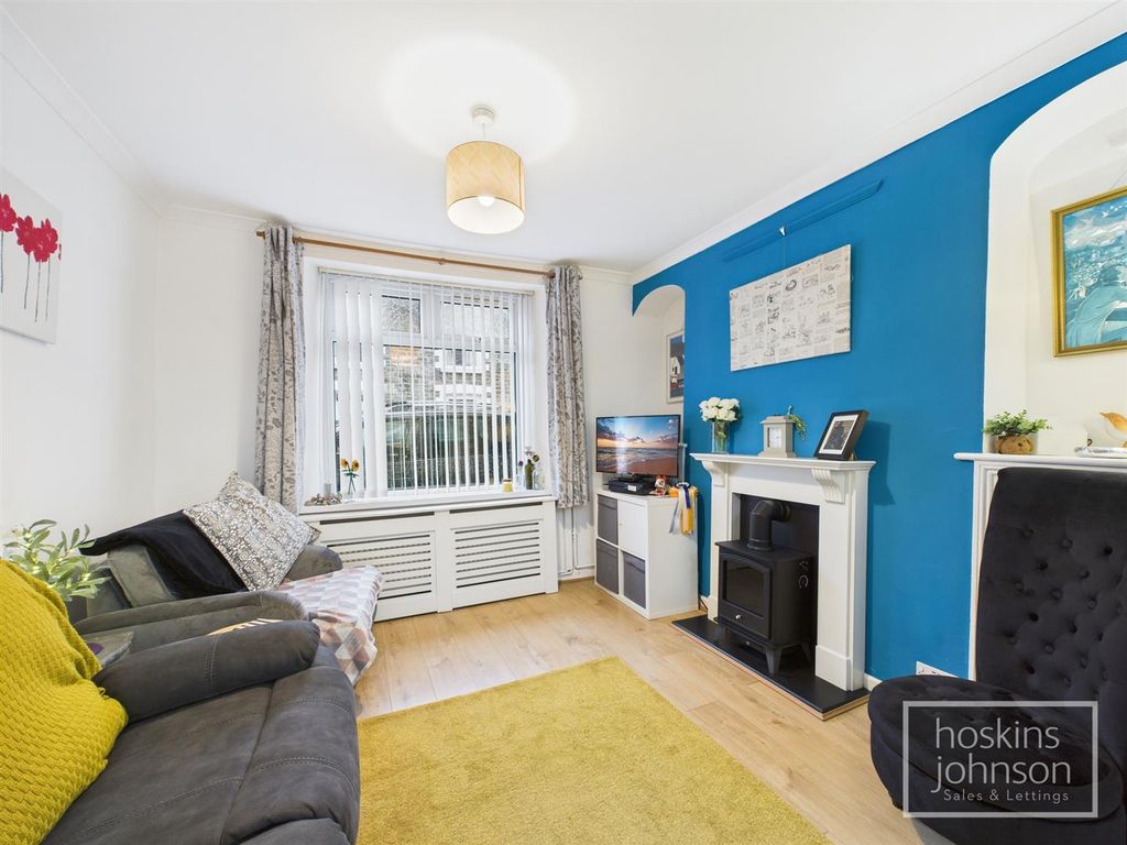 Property photo 2 of 17 Living Room