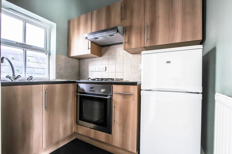 Property photo 3 of 16 Photo 1