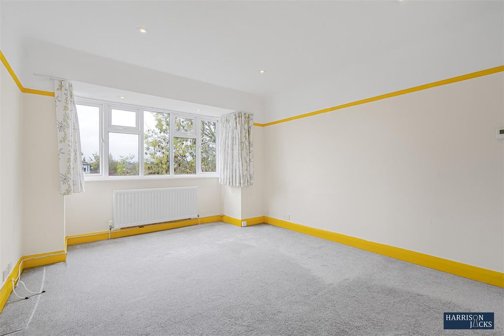 Property photo 3 of 13 9_65240_Watermarked.Jpg