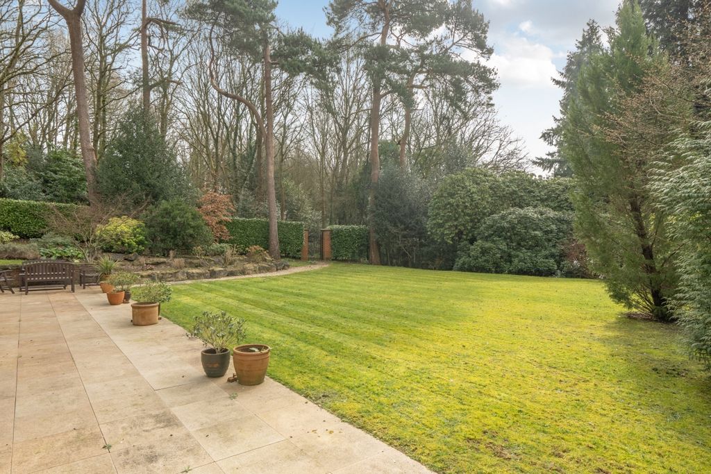 Property photo 3 of 21