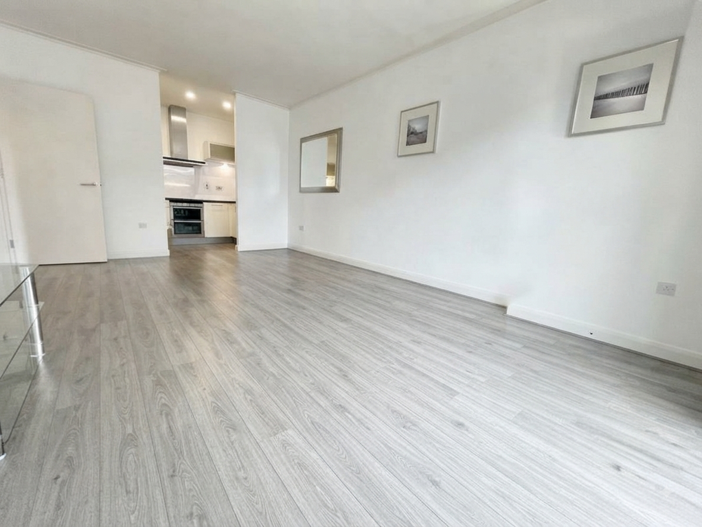 Property photo 2 of 15 One Bedroom For Rent In Canary Wharf, E14