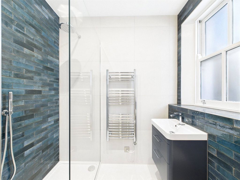 Property photo 3 of 6 Picture No. 07