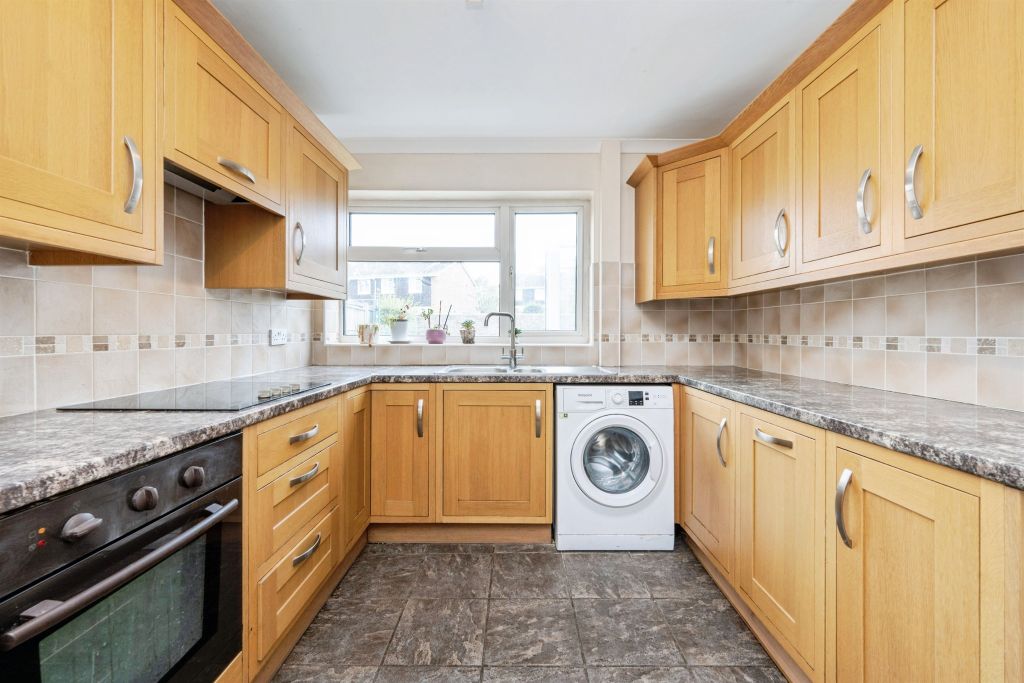 Property photo 3 of 14