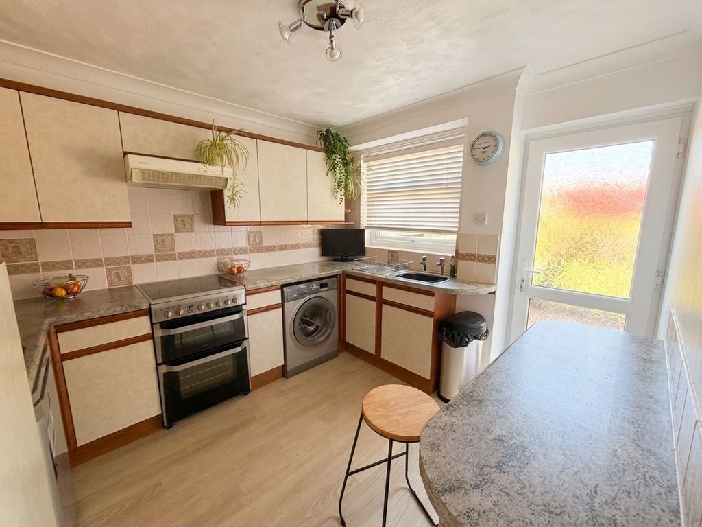 Property photo 3 of 26