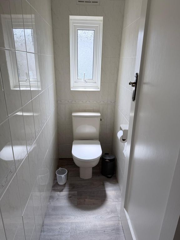 Property photo 3 of 4