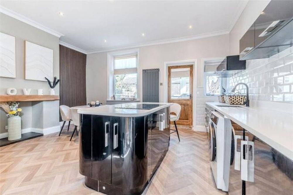 Property photo 2 of 12 2_.Jpg