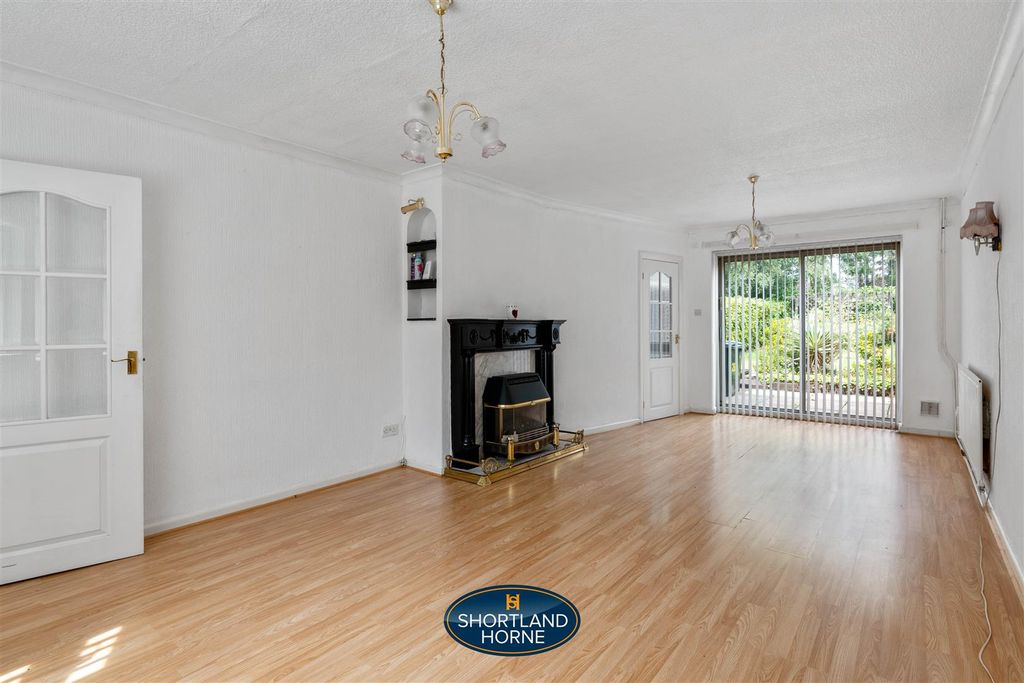 Property photo 3 of 18 260 Sir Henry Parks Road Wm (8 Of 21).Jpg