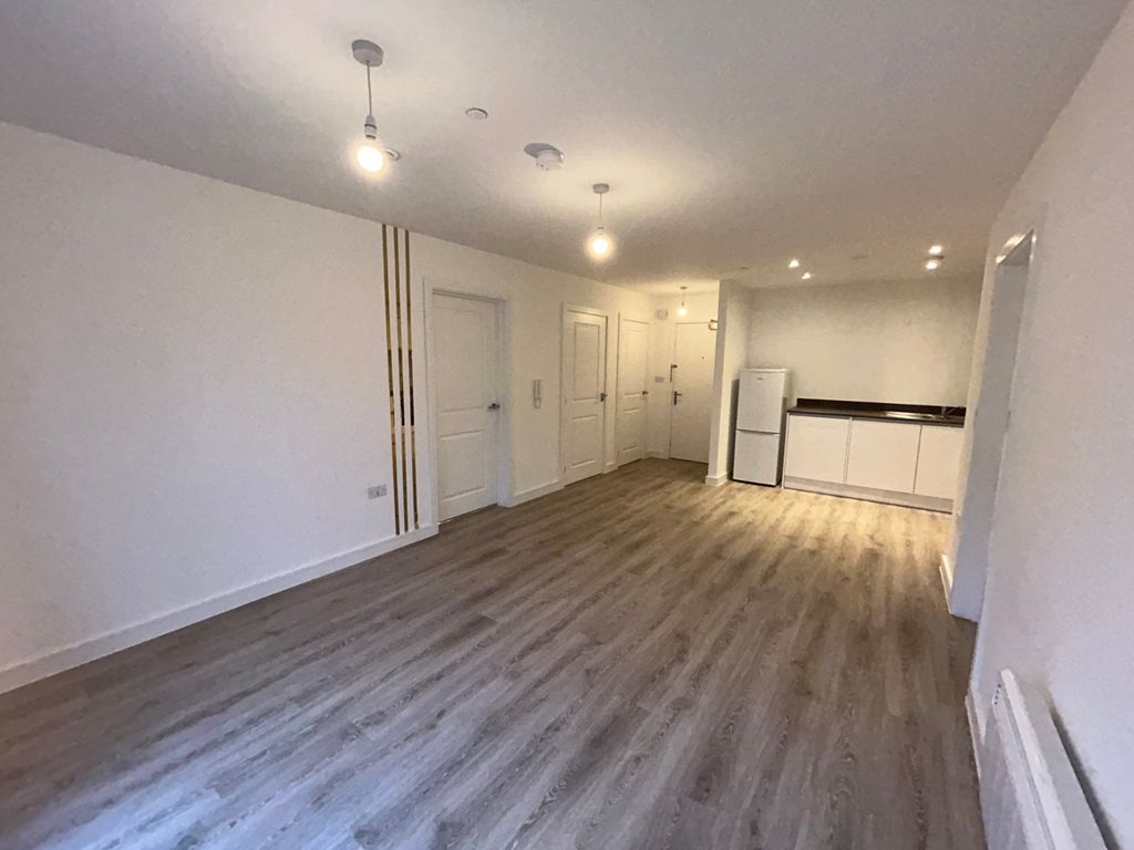 Property photo 3 of 10 Picture No. 11