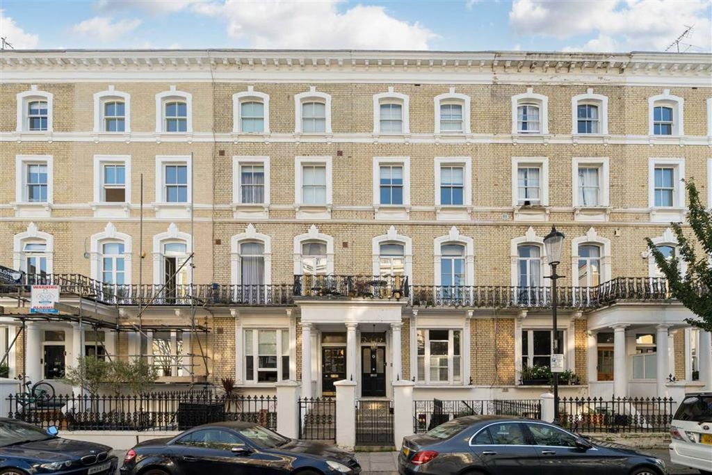 Property photo 1 of 5