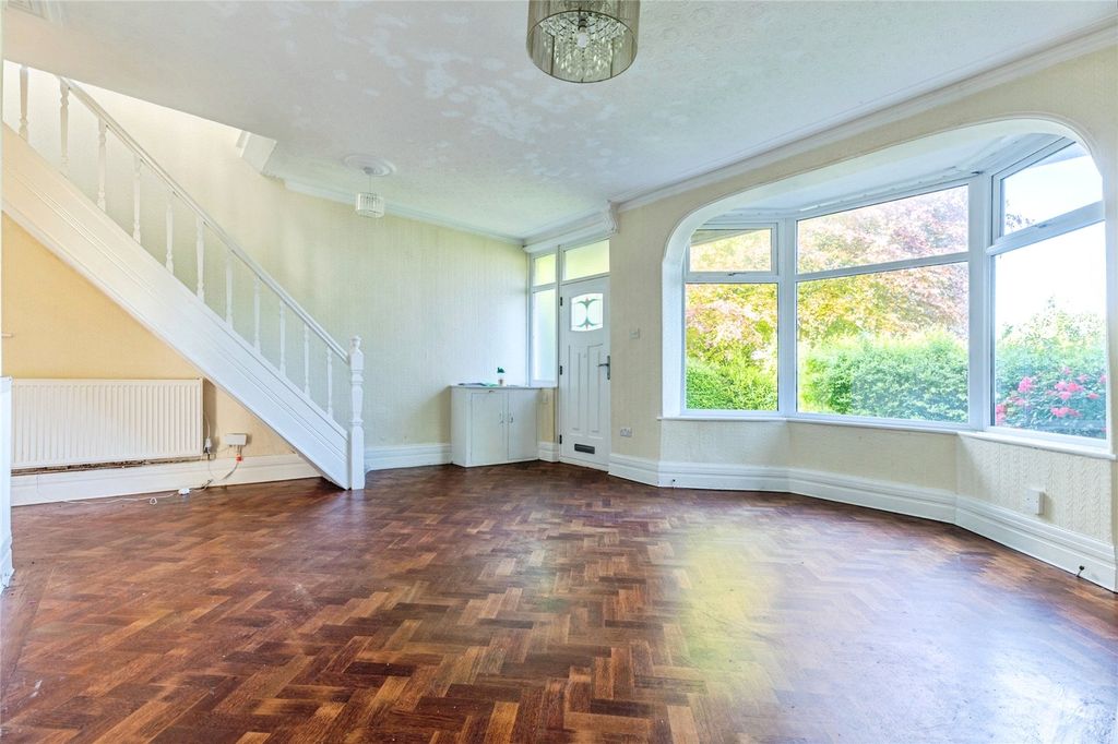 Property photo 3 of 21 Picture No. 30