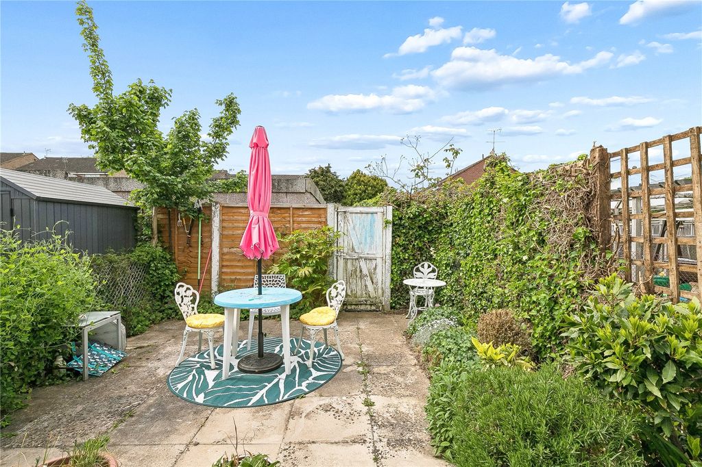 Property photo 2 of 15 Picture No. 10