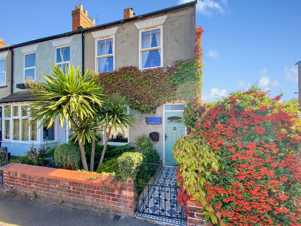 Property photo 1 of 19