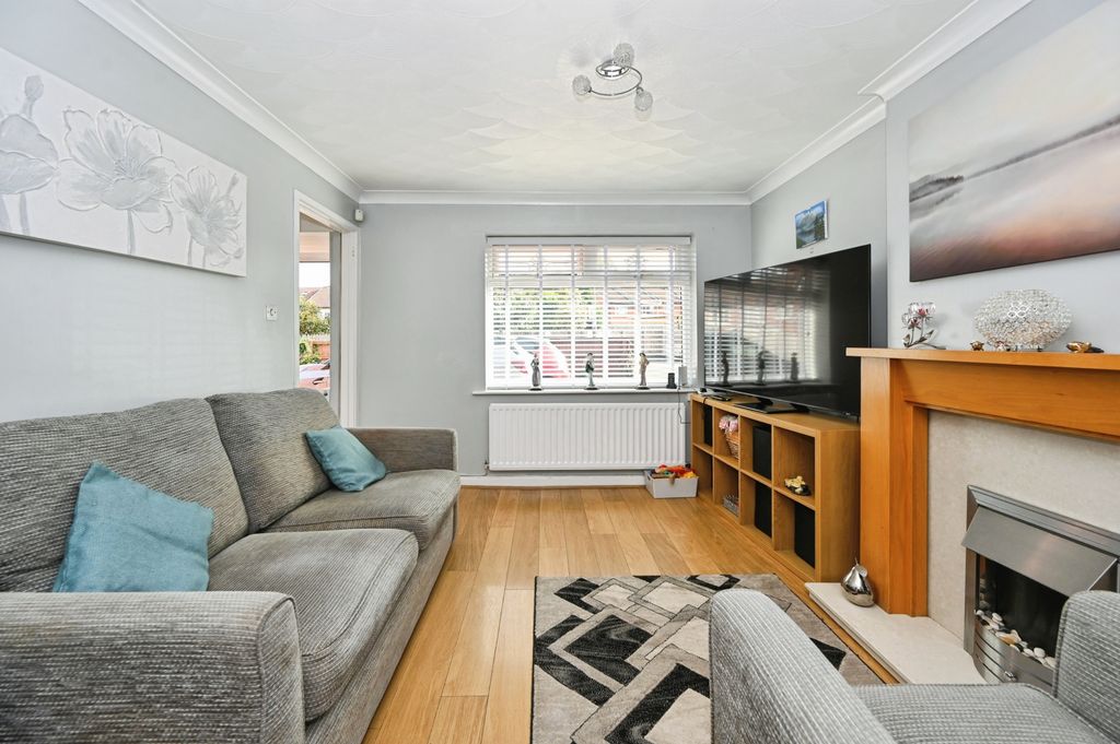 Property photo 3 of 15