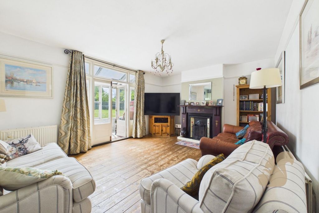 Property photo 3 of 16 53F27F1Cb5F4427B9c946c85B3700E3F_100_Cam05565G0-Pr