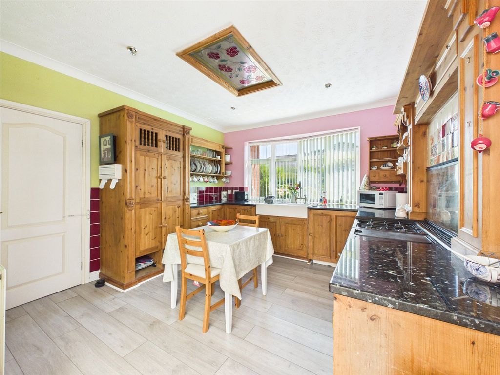 Property photo 3 of 25 Picture No. 08