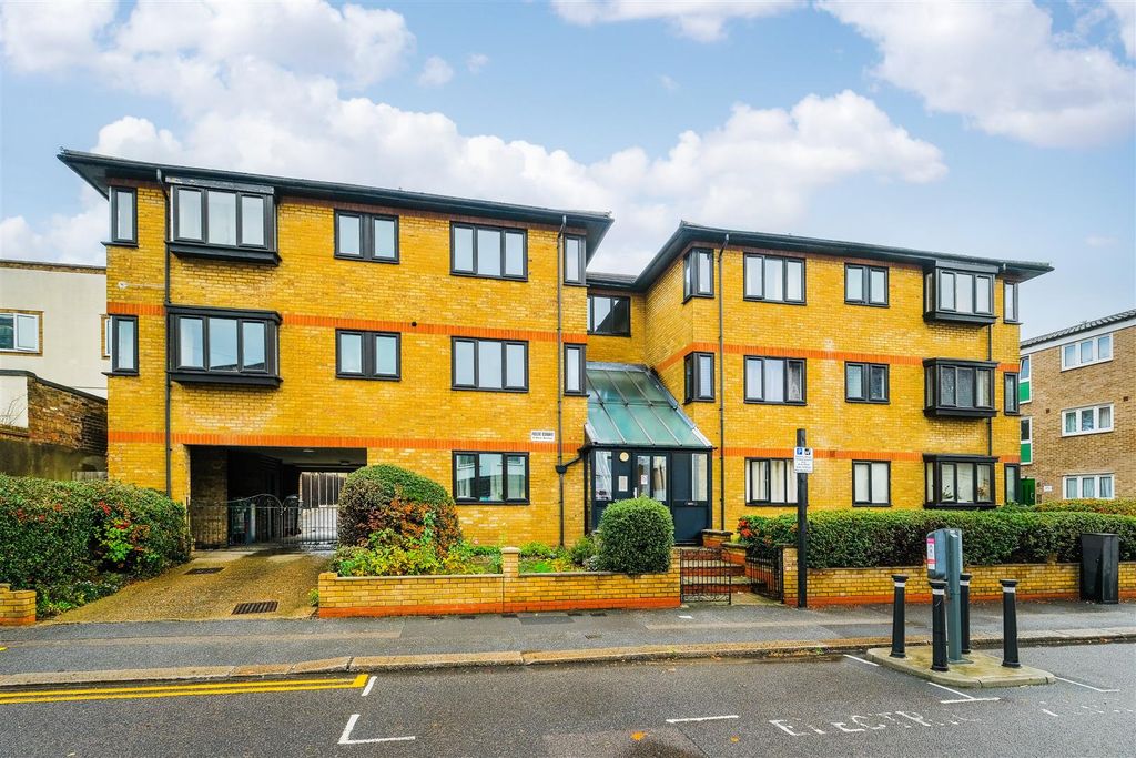 Property photo 1 of 19 1