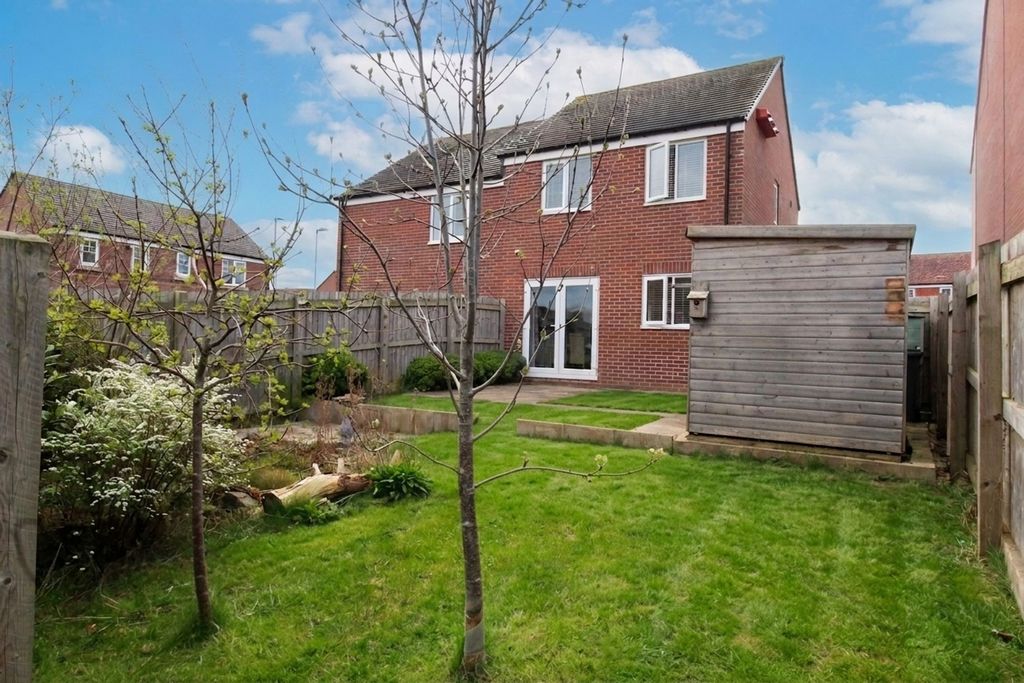 Property photo 2 of 22