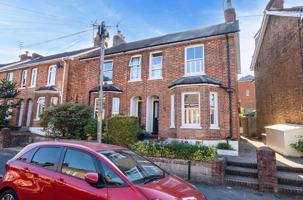 Property photo 1 of 19