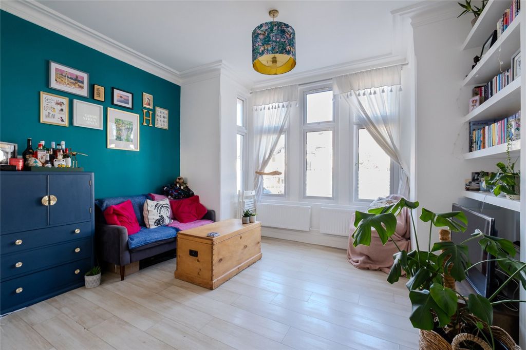 Property photo 1 of 7 Picture No. 06