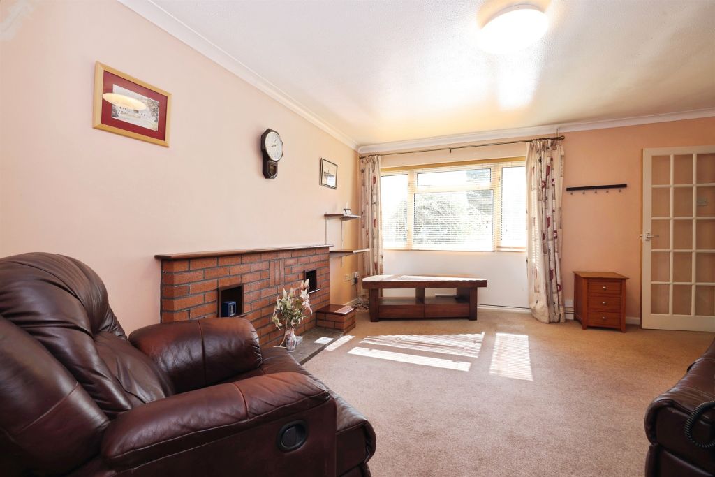 Property photo 2 of 19