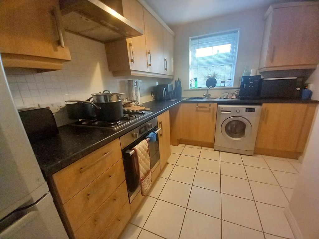 Property photo 3 of 18 Breakfasting Kitchen