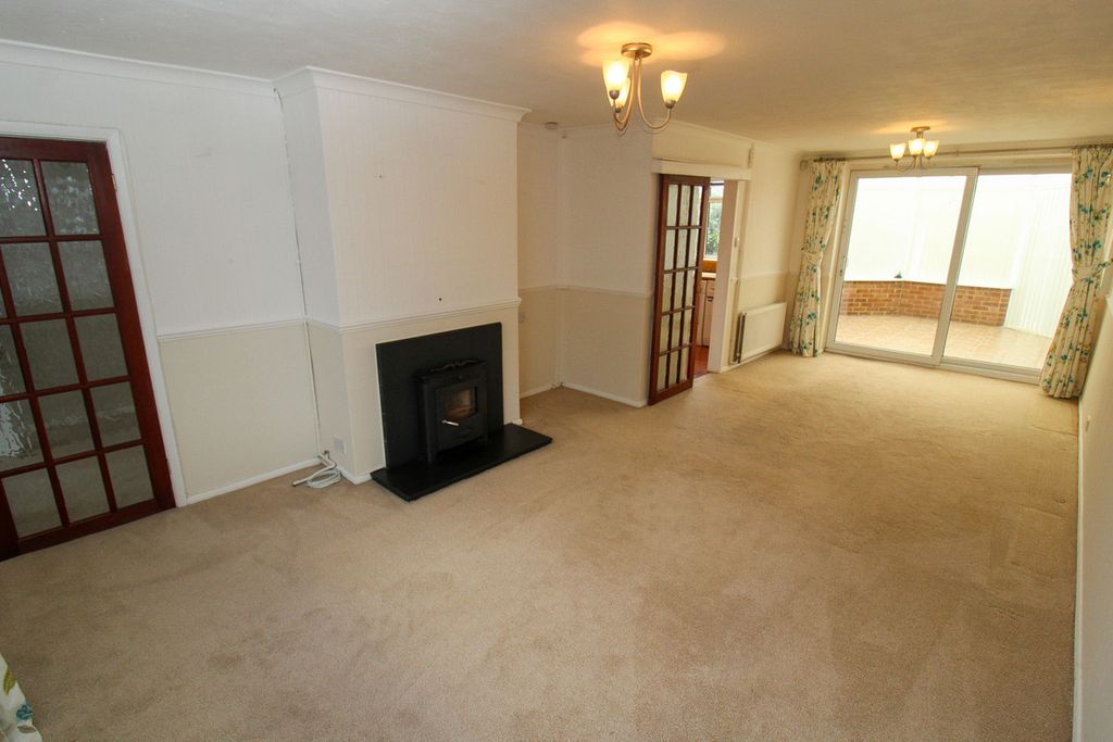 Property photo 3 of 21
