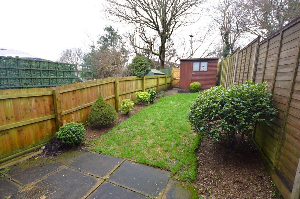 Property photo 2 of 10 Garden