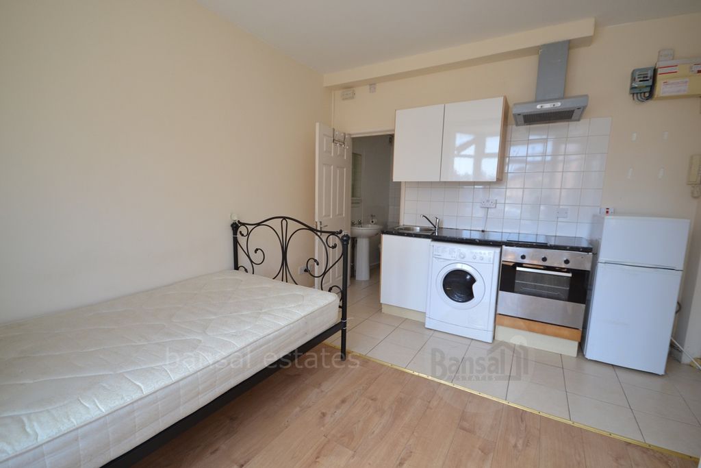 Property photo 1 of 4