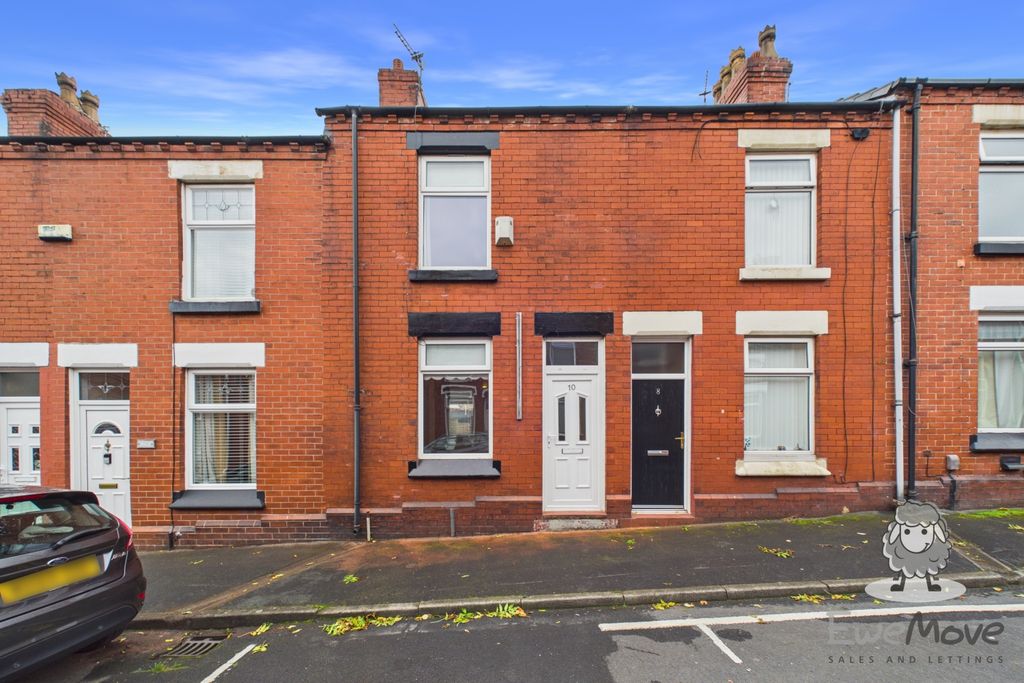 Property photo 1 of 10 Cam01866G0-Pr0587-Still003