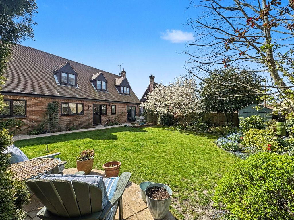 Property photo 3 of 19