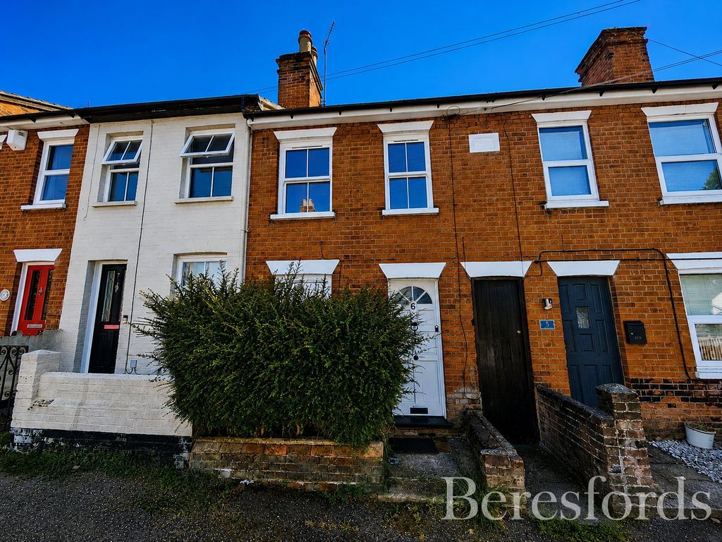 Property photo 1 of 12 Front