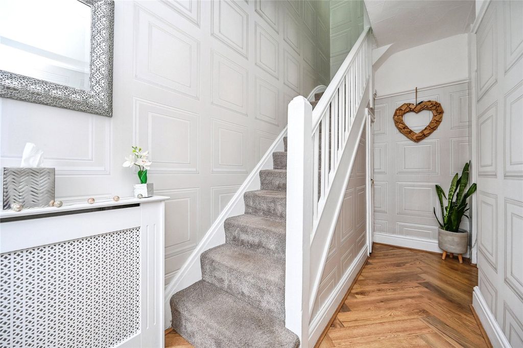 Property photo 2 of 19 Picture No. 09