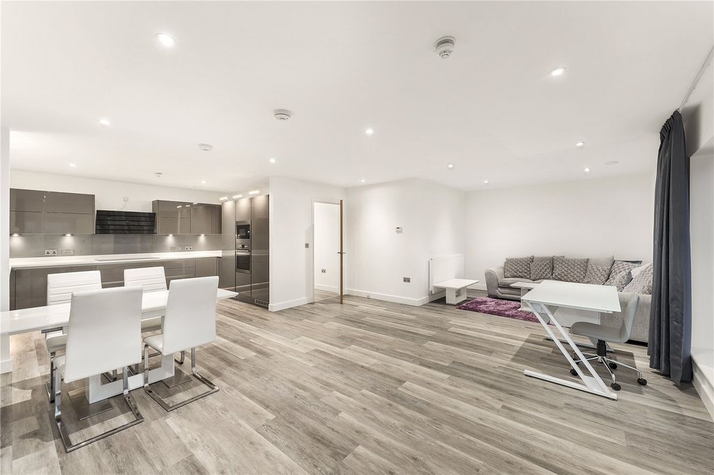 Property photo 3 of 15 Picture No. 03