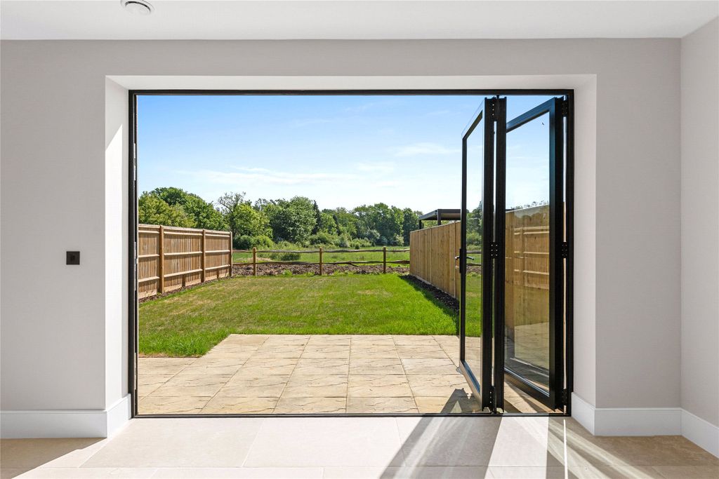 Property photo 1 of 21 Picture No. 39