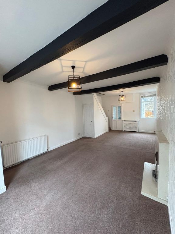 Property photo 2 of 11 Photo