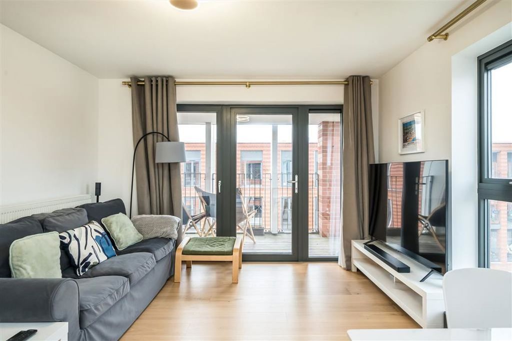 Property photo 2 of 8