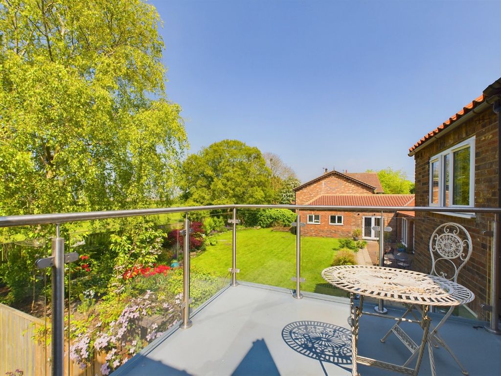 Property photo 3 of 33 3424097