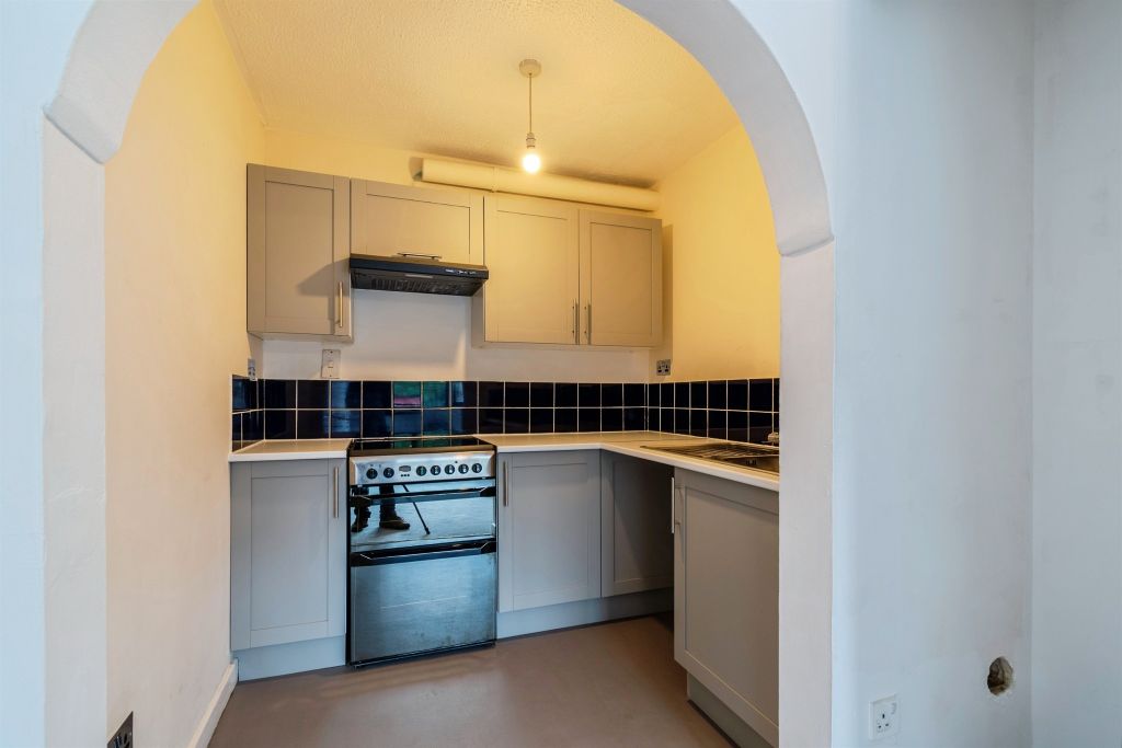 Property photo 3 of 22