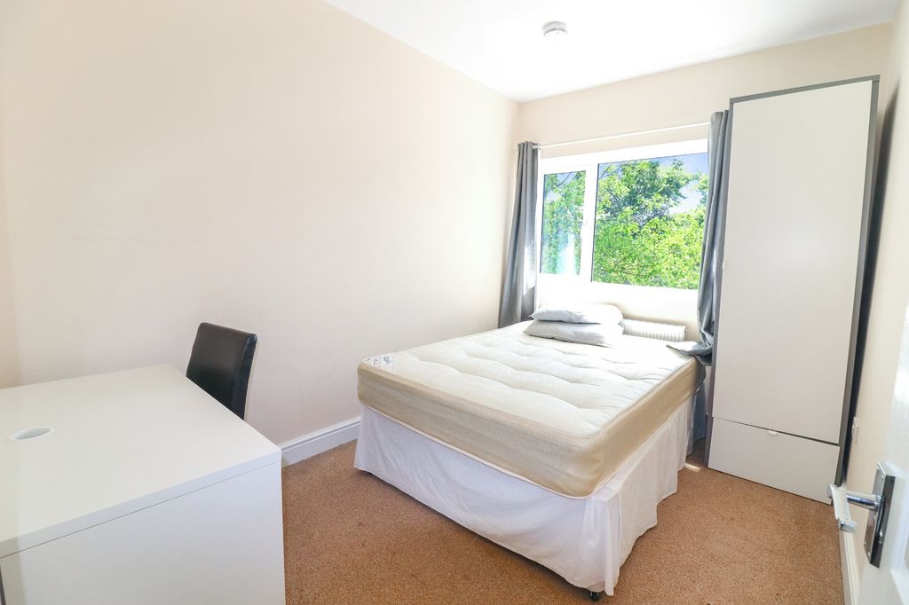 Property photo 3 of 7 Image Of Property