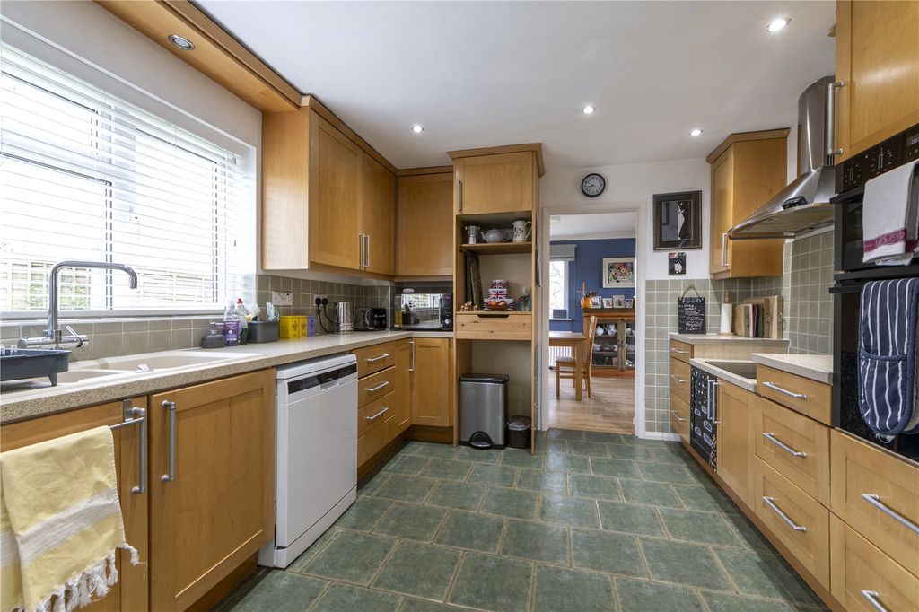 Property photo 3 of 15 Picture No. 04