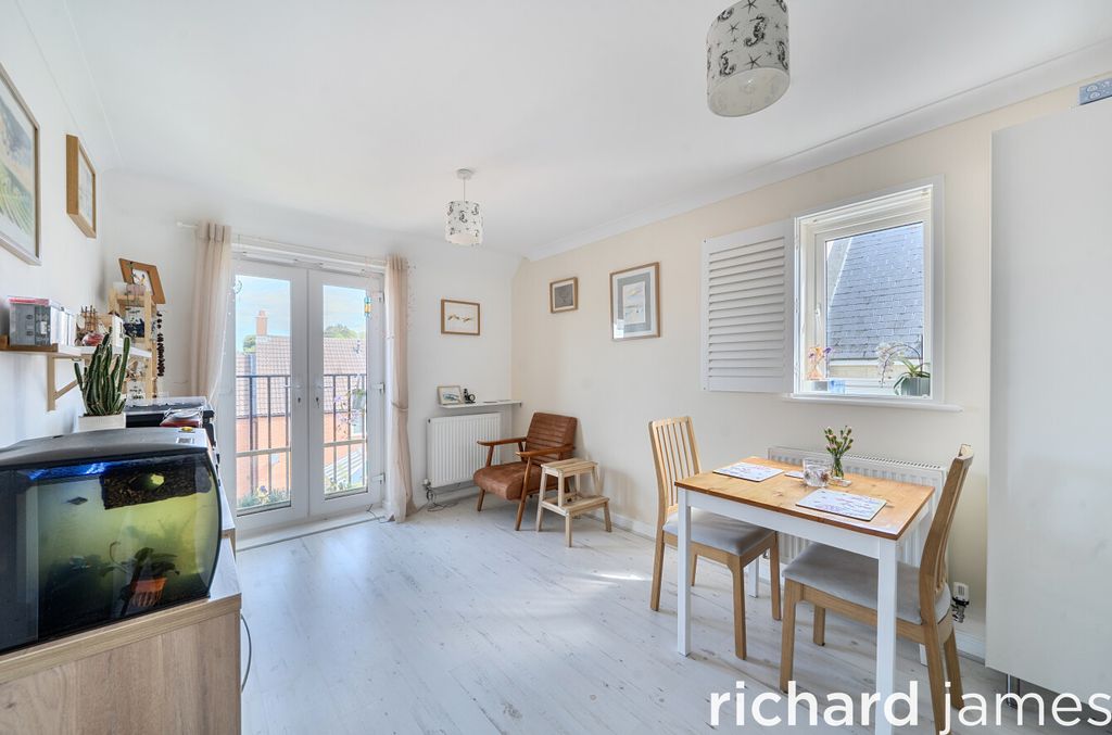 Additional image 5 of 2 bed flat for saleSmart Close, Redhouse, Swindon SN25