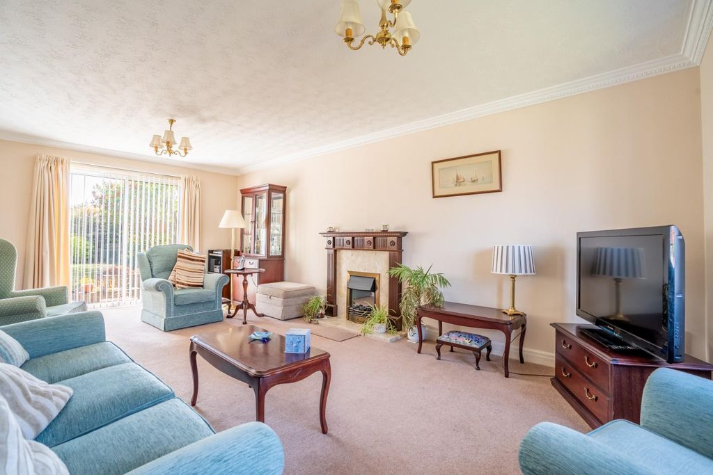 Property photo 2 of 18 Lmc-8.Jpg