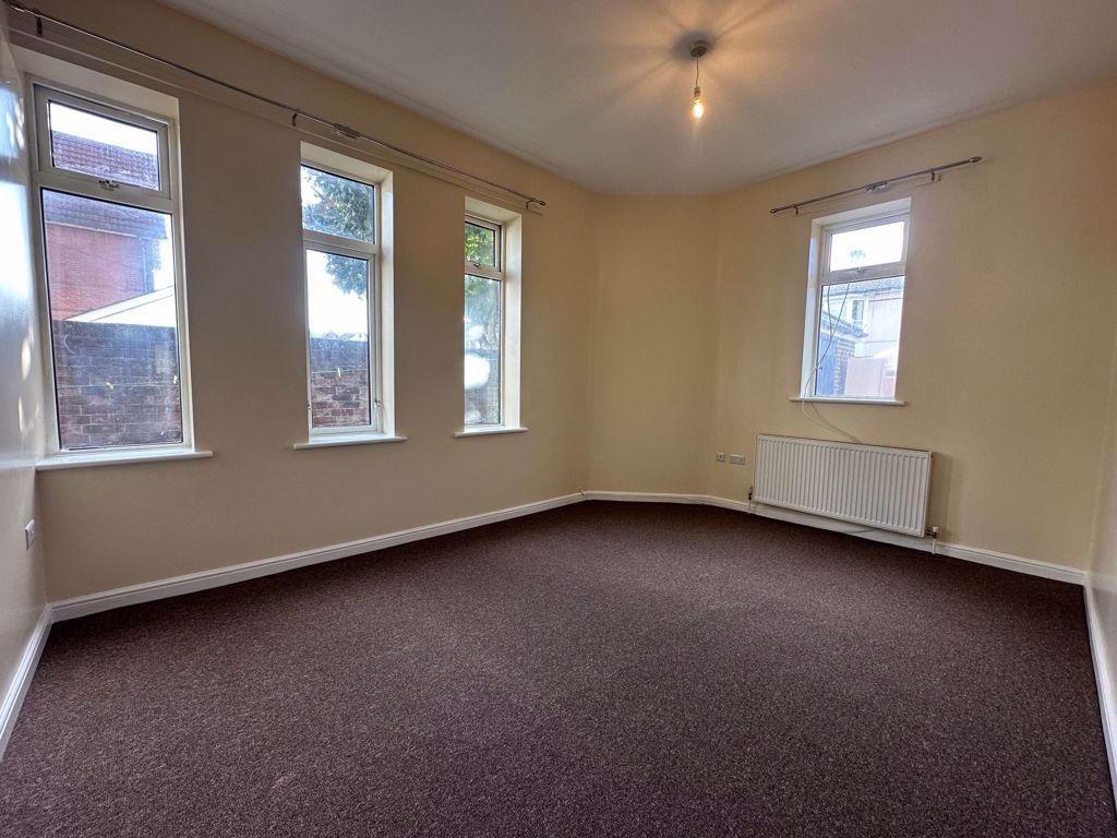 Property photo 2 of 5 Photo 2