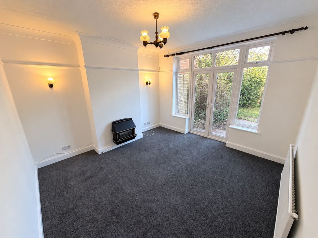 Property photo 3 of 10 5516033