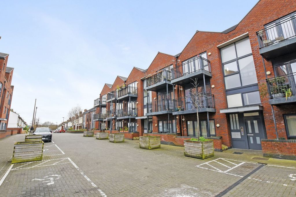 Property photo 1 of 15 The Development