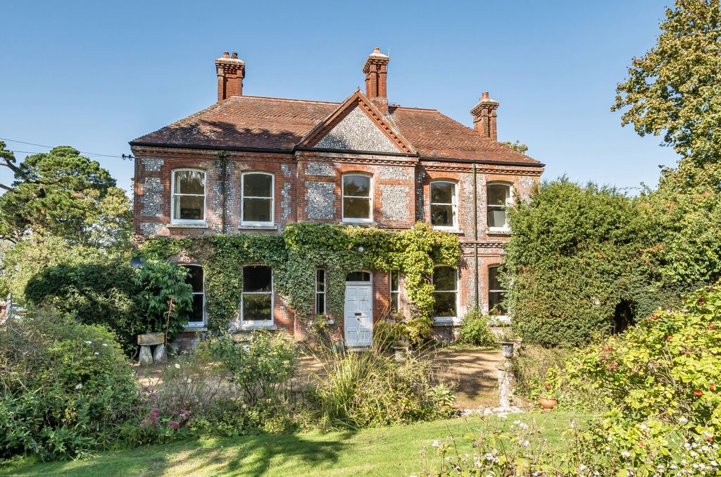 Property photo 2 of 20 1356263-30 68cd8A...